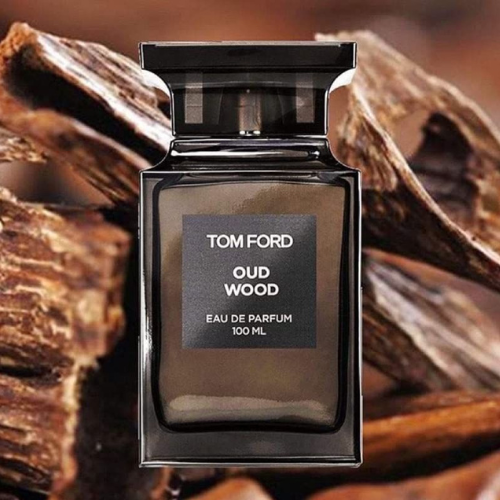 Tom Ford Oud Wood 100ml – Pure. Elegant. Timeless /.توم فورد عود وود 100 مل – نقي. أنيق. خالد