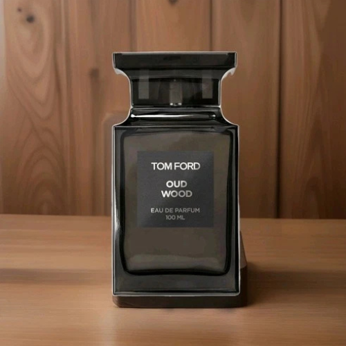 Tom Ford Oud Wood 100ml – Pure. Elegant. Timeless /.توم فورد عود وود 100 مل – نقي. أنيق. خالد